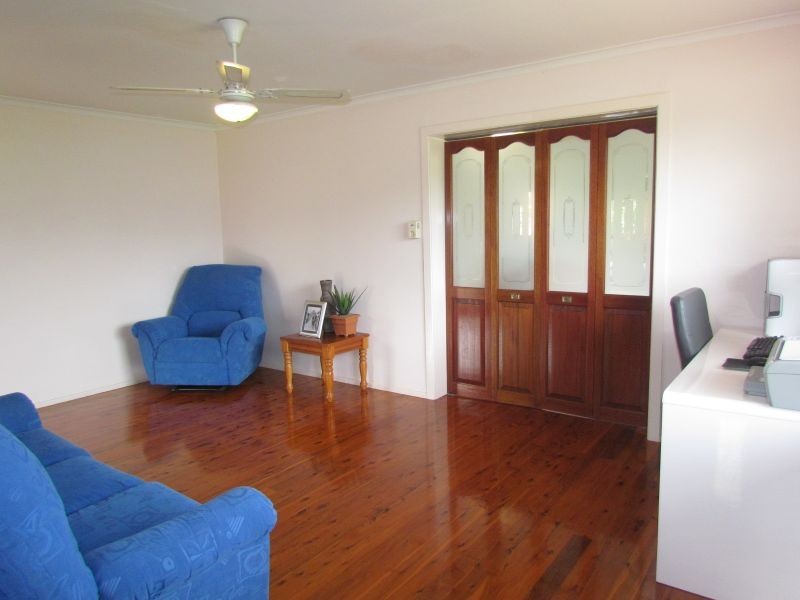2A Little Park Street, Greta NSW 2334