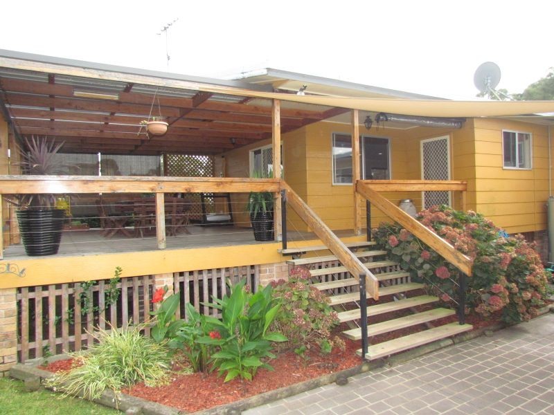 2A Little Park Street, Greta NSW 2334