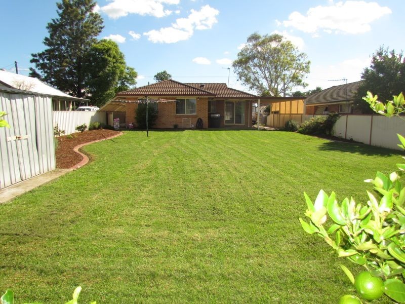 33A Sale Street, Greta NSW 2334