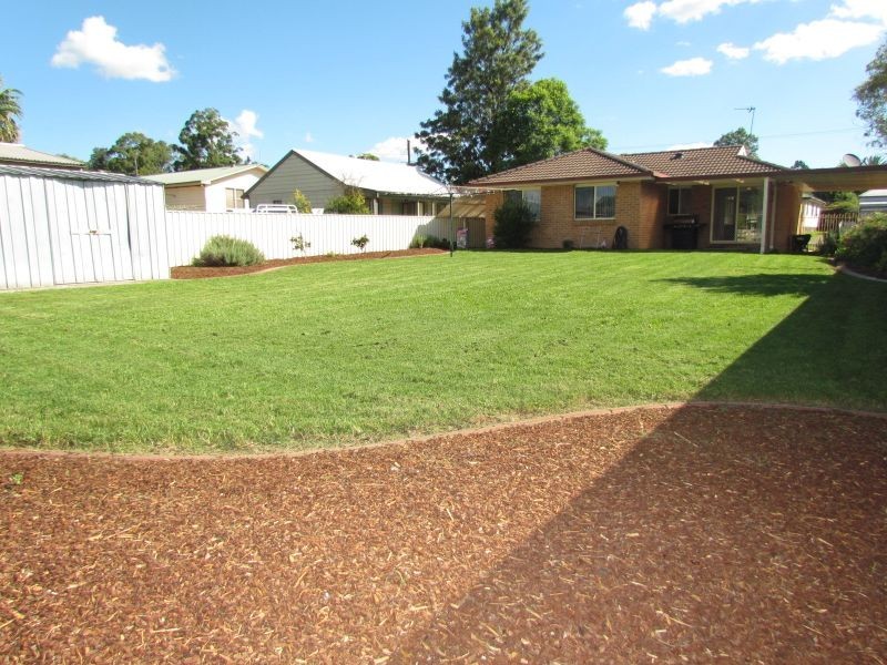 33A Sale Street, Greta NSW 2334