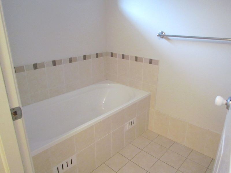 24 Sinclair Avenue, Singleton NSW 2330