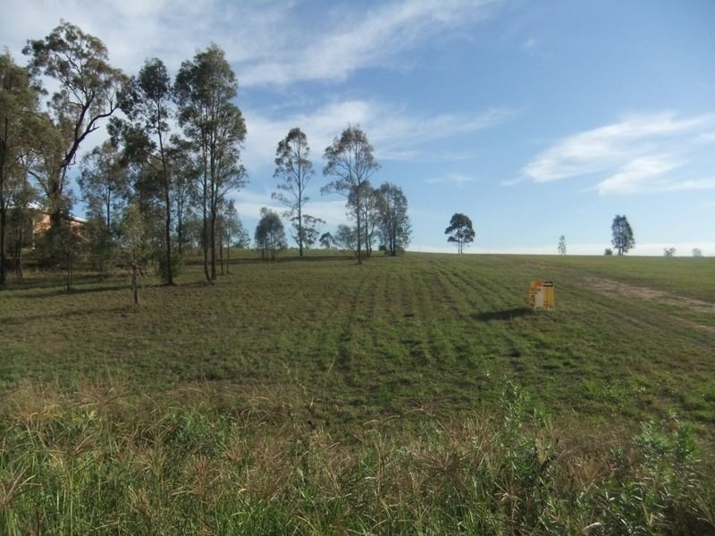 25 Llanrian Drive, Singleton NSW 2330