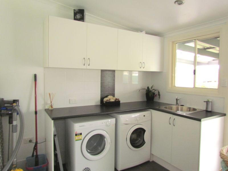 9 Lewis Street, Greta NSW 2334