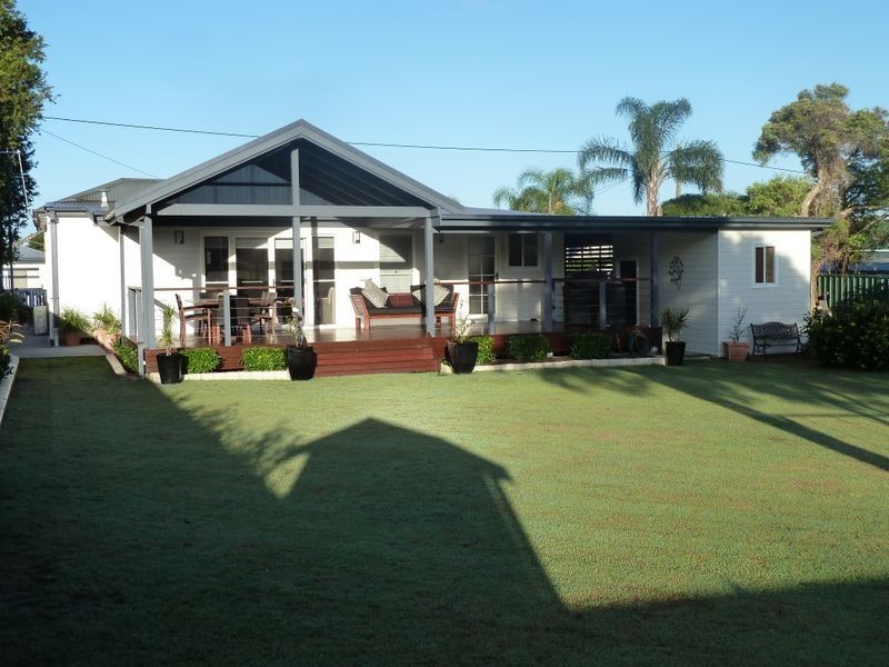 9 Lewis Street, Greta NSW 2334