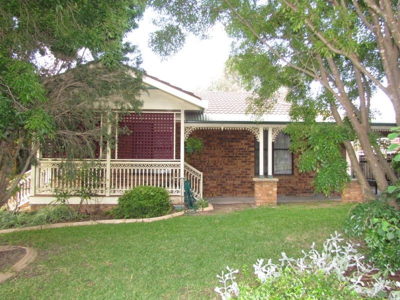 40 Gardner Circuit, Singleton NSW 2330