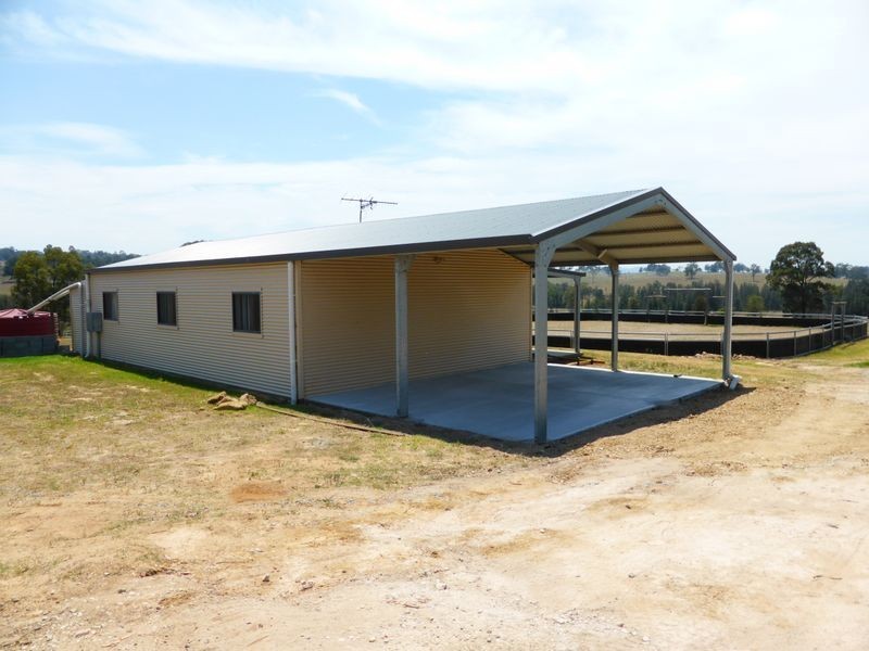 * Sunnyside Lane, Singleton NSW 2330