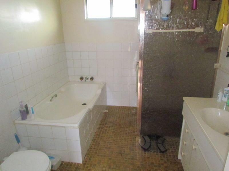 2 Leaver Street, Greta NSW 2334