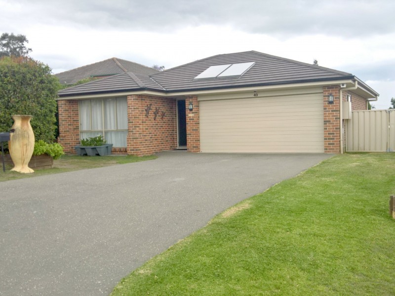 40 Kent Street, Greta NSW 2334