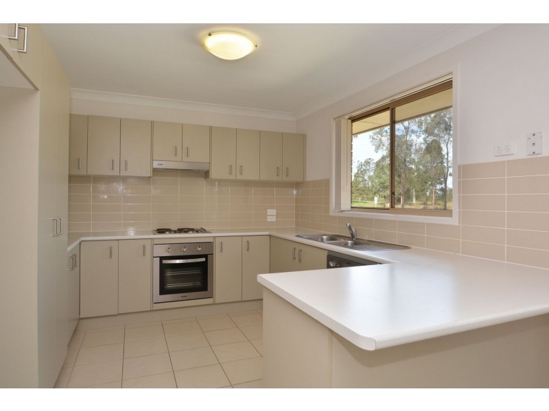 6 Joss Close, Singleton NSW 2330