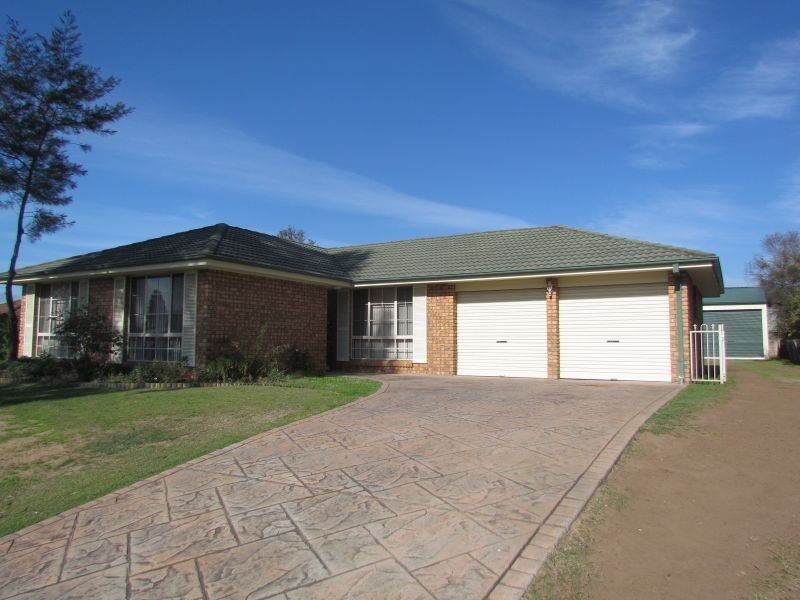 18 Gardner Circuit, Singleton NSW 2330