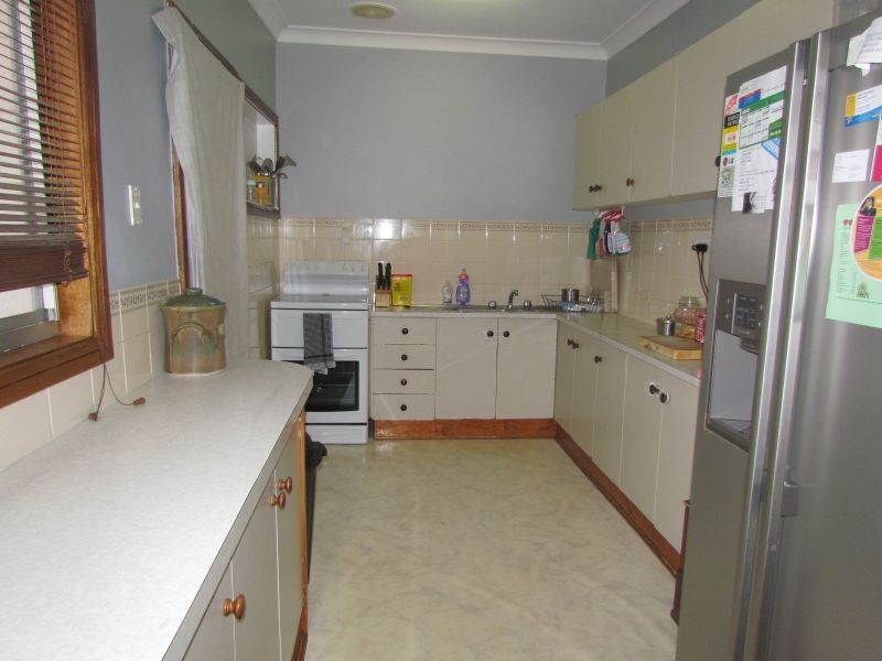 15 Dight Avenue, Singleton NSW 2330