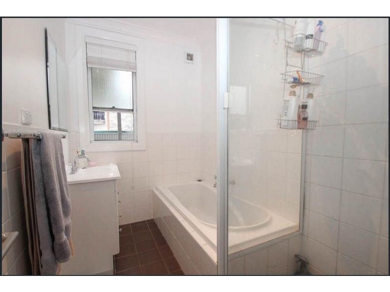 3 Moore Close, Singleton NSW 2330