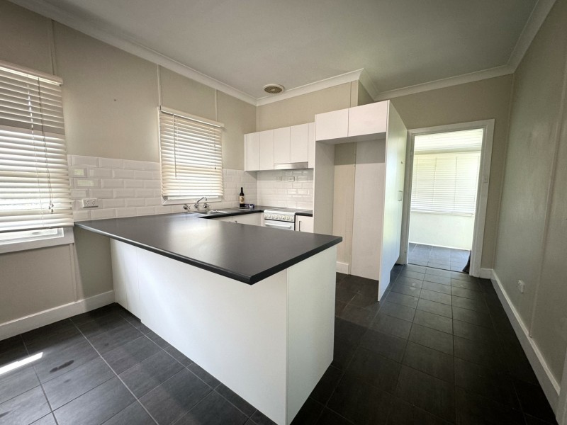 18 Sussex Street, Singleton NSW 2330