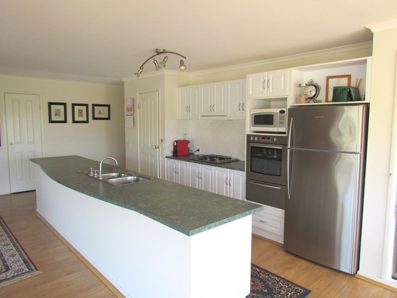 24 Lakes Folly Drive, Branxton NSW 2335