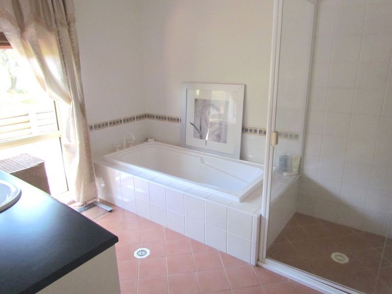 24 Lakes Folly Drive, Branxton NSW 2335