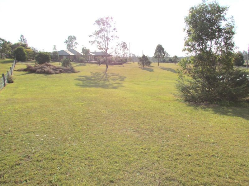 24 Lakes Folly Drive, Branxton NSW 2335