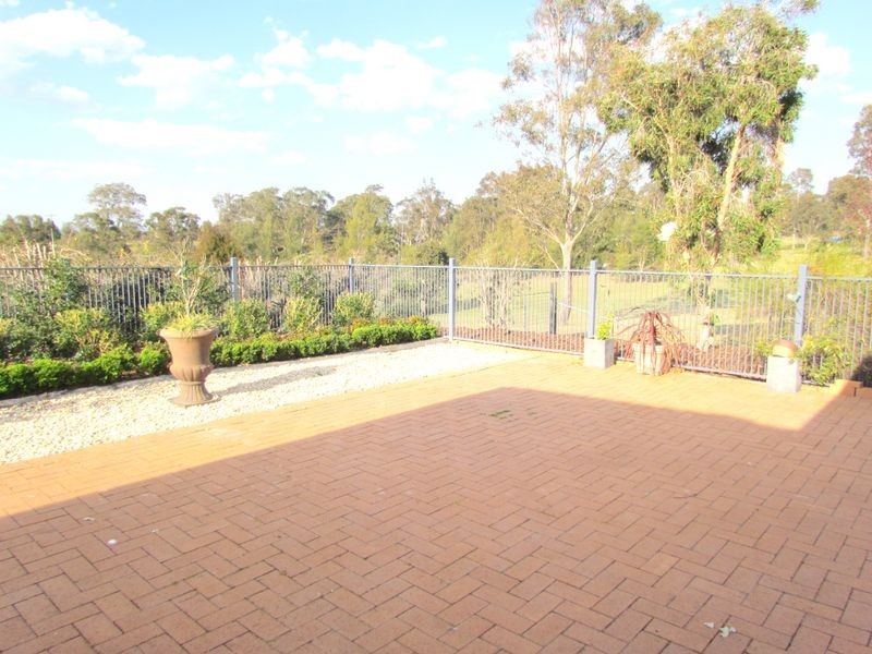 24 Lakes Folly Drive, Branxton NSW 2335