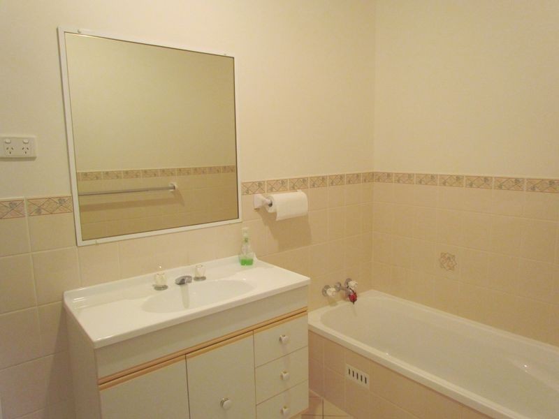 1/98 Lachlan Avenue, Singleton NSW 2330