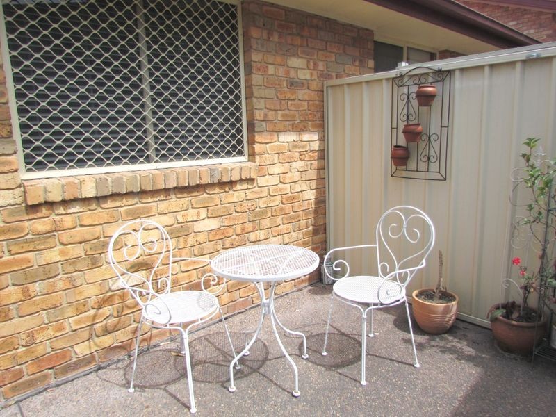 1/98 Lachlan Avenue, Singleton NSW 2330