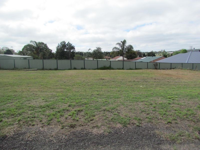 49 Devon Street, Greta NSW 2334