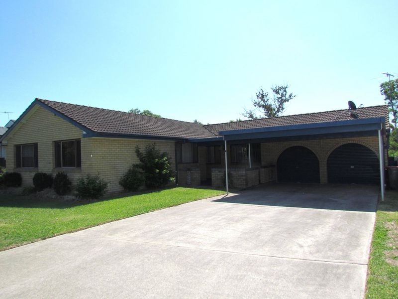 1 Eyre Close, Singleton NSW 2330