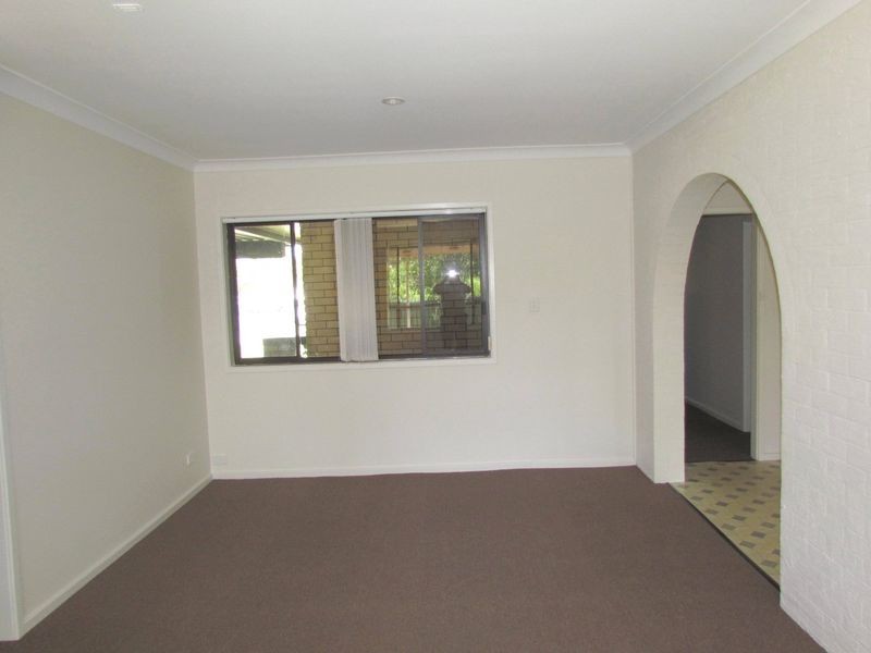 1 Eyre Close, Singleton NSW 2330