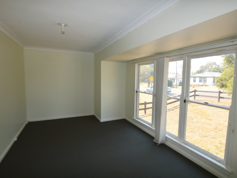 31 White Avenue, Singleton NSW 2330
