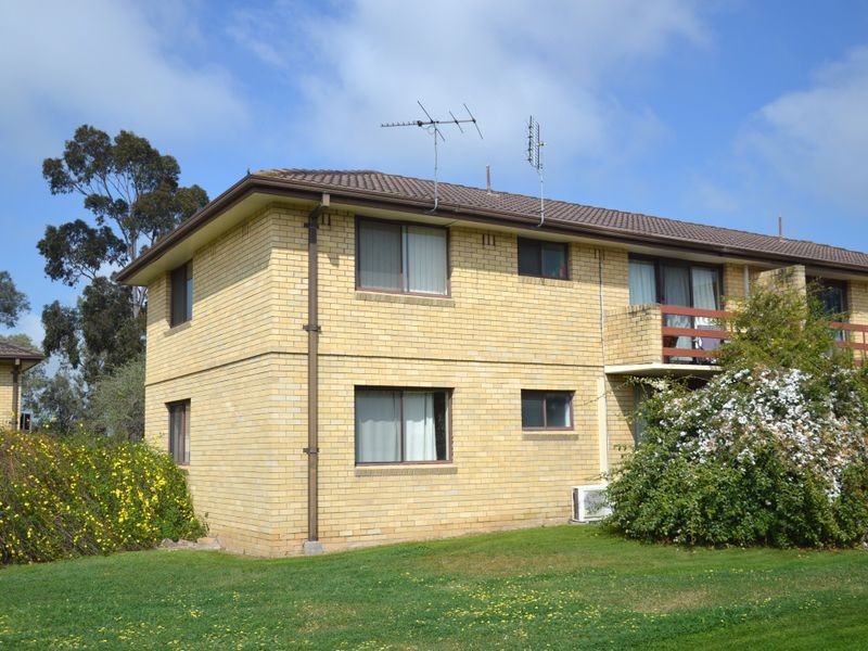 11/23 Mitchell Avenue, Singleton NSW 2330