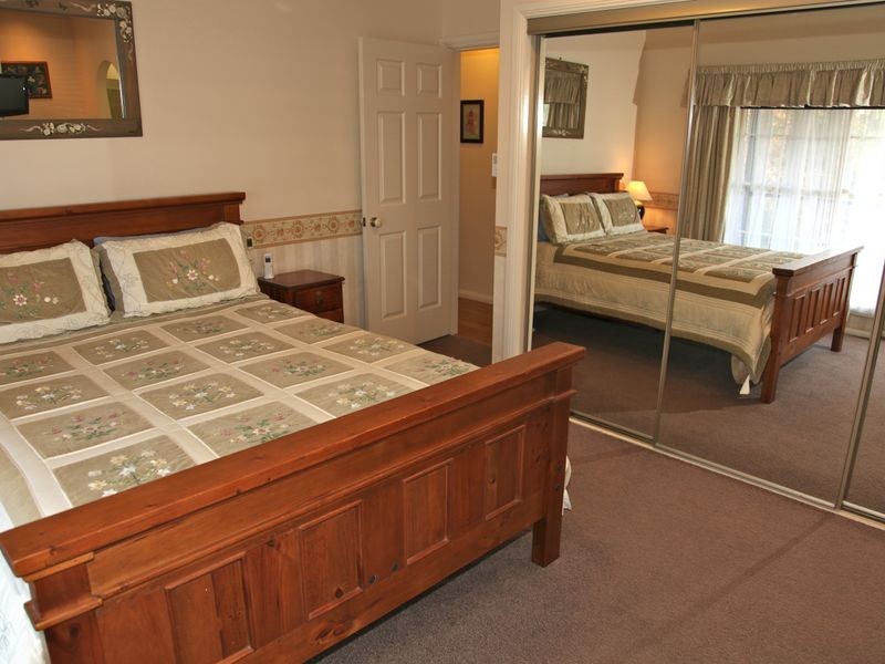 15 West Cranston Avenue, Singleton NSW 2330