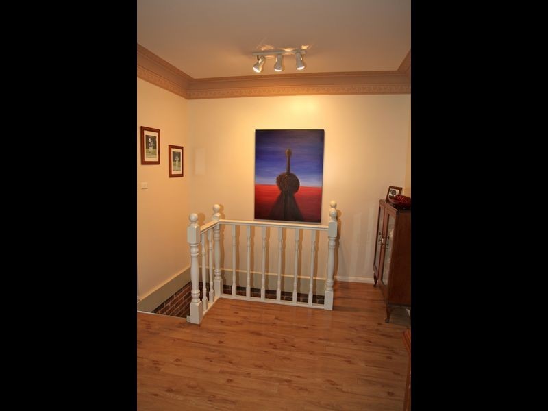 15 West Cranston Avenue, Singleton NSW 2330