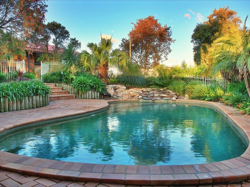 15 West Cranston Avenue, Singleton NSW 2330