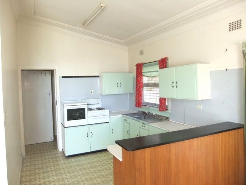 7 Collett Avenue, Singleton NSW 2330