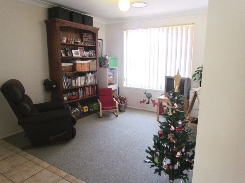 60 Casey Drive, Singleton NSW 2330