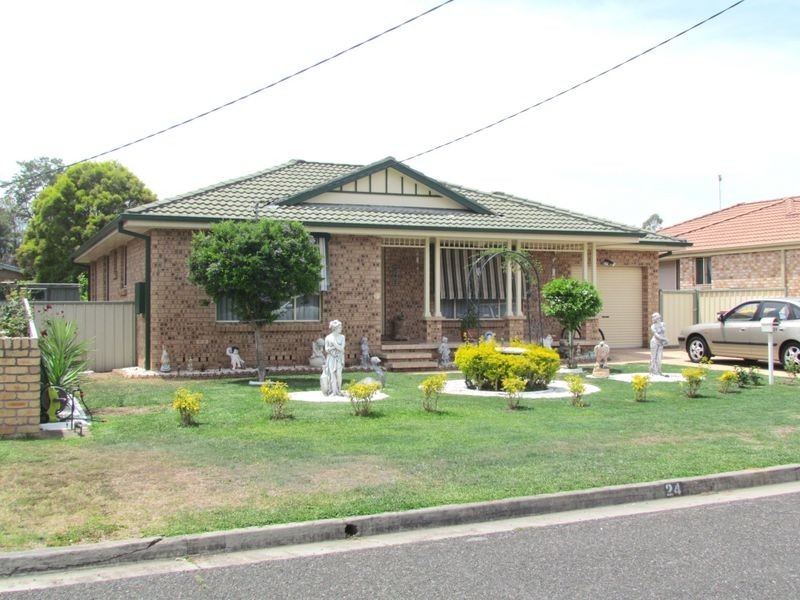 24 Waterhouse Avenue, Singleton NSW 2330