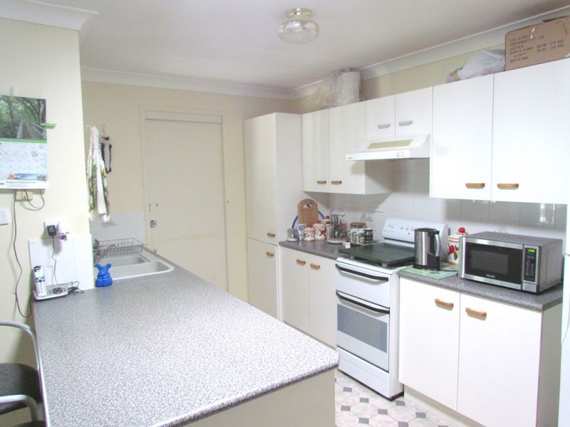 24 Waterhouse Avenue, Singleton NSW 2330