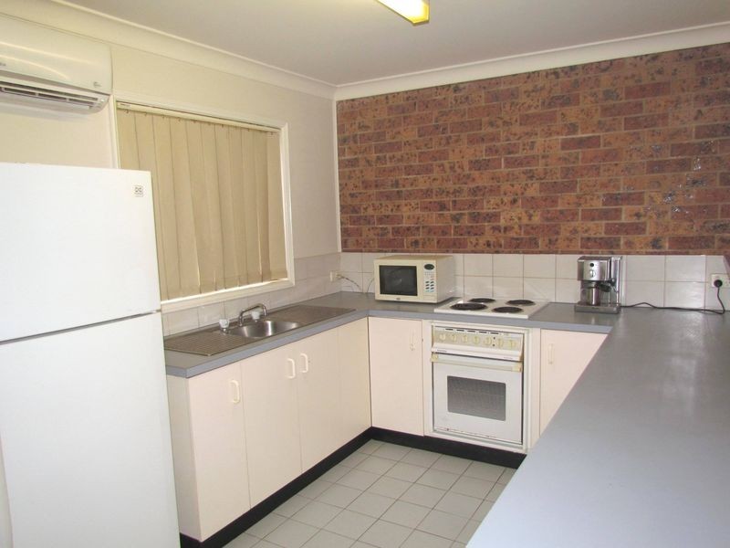 5/2 Simpson Terrace, Singleton NSW 2330