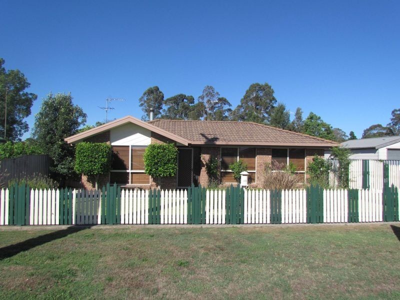 49 Sale Street, Greta NSW 2334