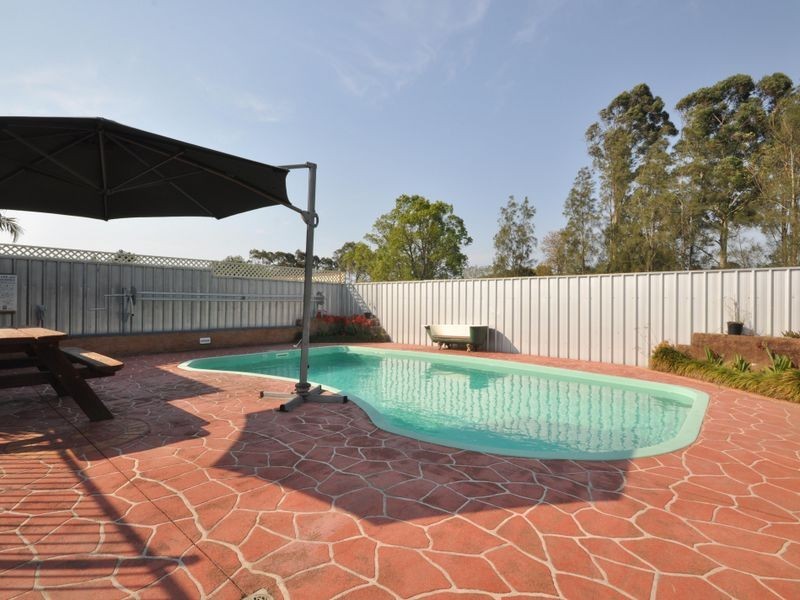 49 Sale Street, Greta NSW 2334
