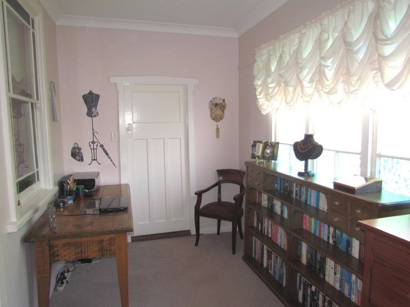 18 View Street, Singleton NSW 2330