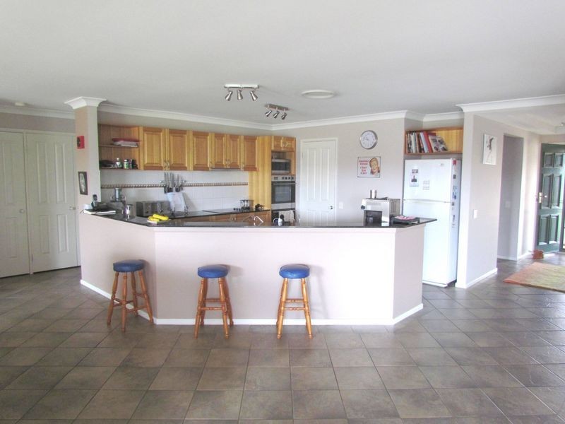4 Carley Close, Singleton NSW 2330