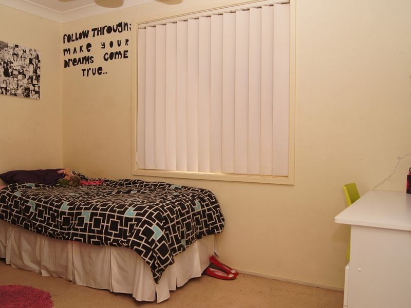 42 Casey Drive, Singleton NSW 2330