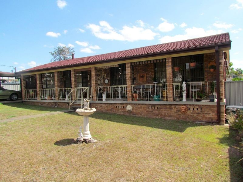 52 Evans Street, Greta NSW 2334