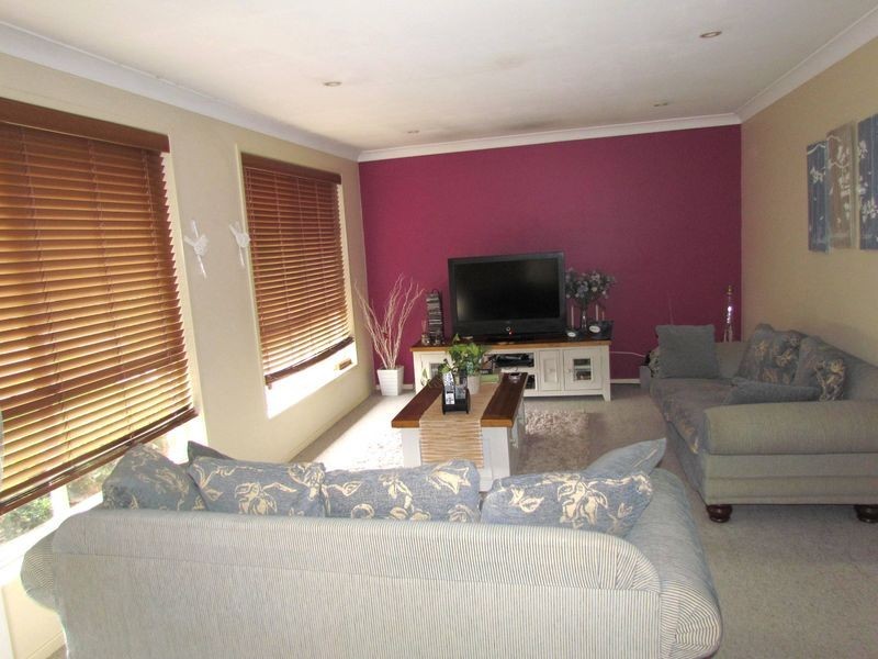 30 Madden Parade, Singleton NSW 2330