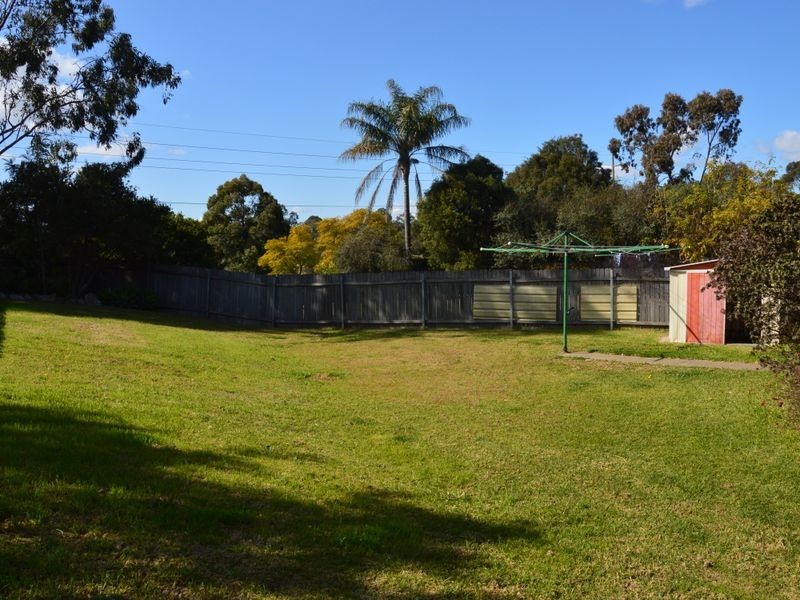 8A Heather Place, Singleton NSW 2330