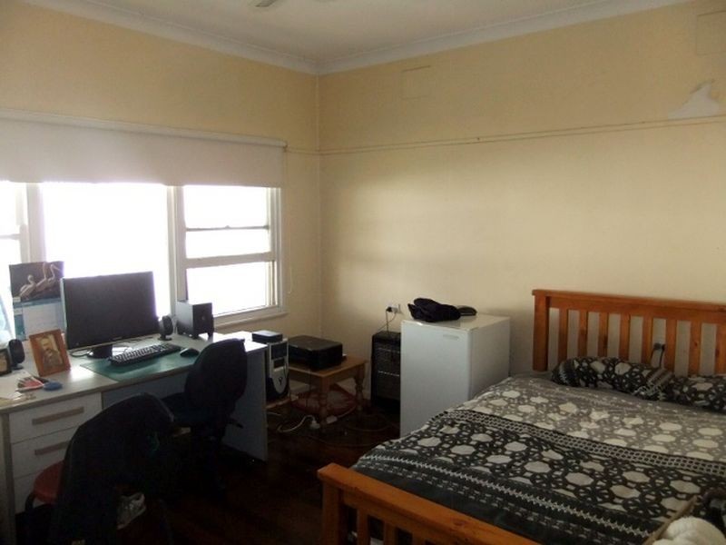 18 Collett Avenue, Singleton NSW 2330