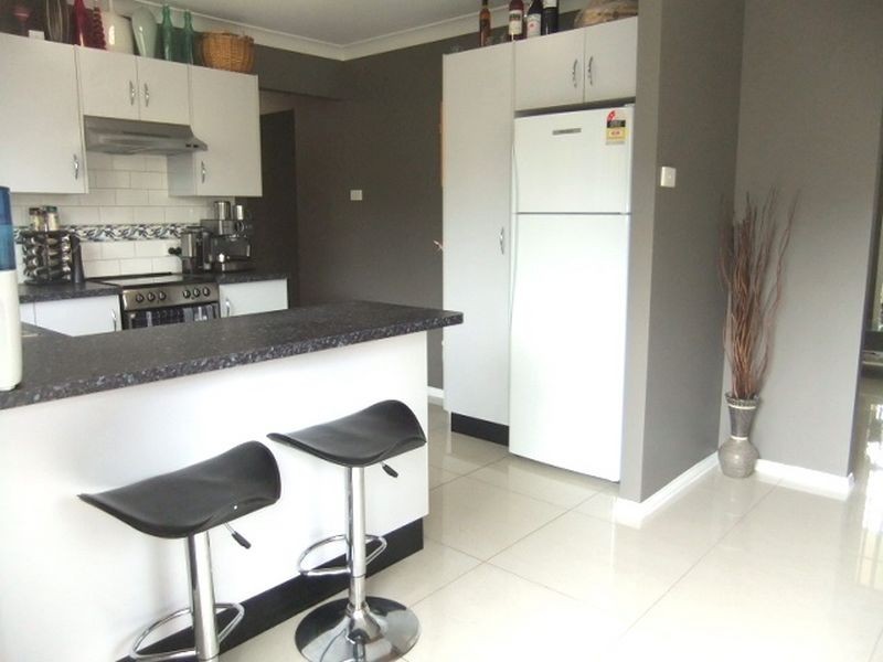30 Bower Parade, Singleton NSW 2330