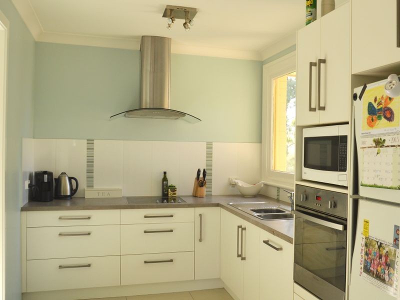 1 White Avenue, Singleton NSW 2330