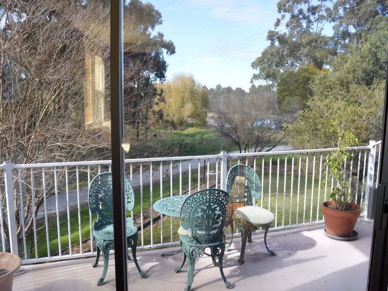 1 White Avenue, Singleton NSW 2330