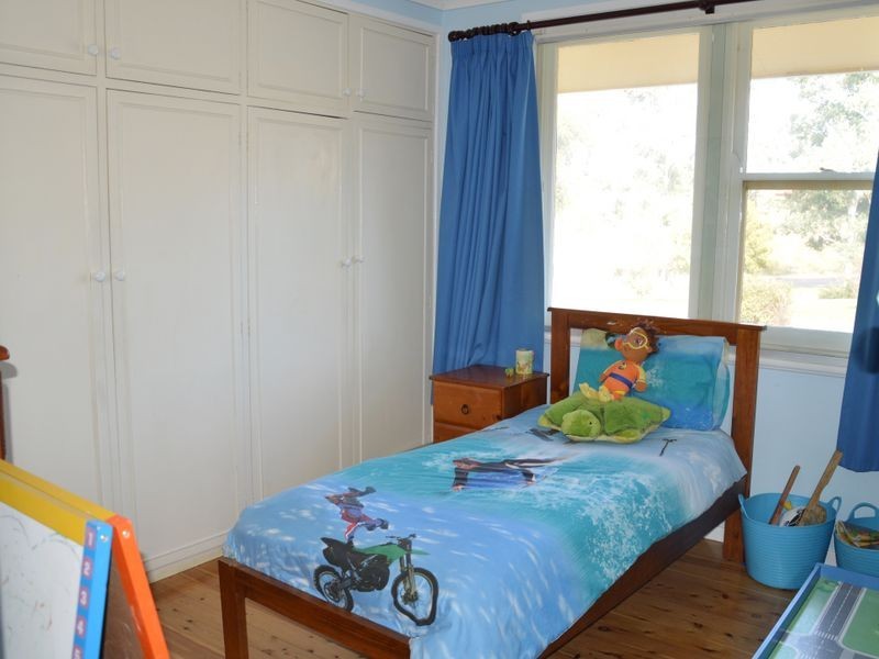 1 White Avenue, Singleton NSW 2330