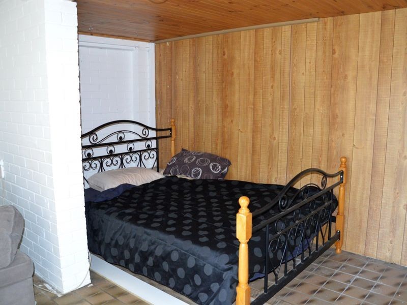 1 White Avenue, Singleton NSW 2330